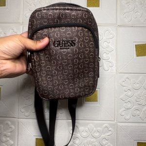new crossbody men guess